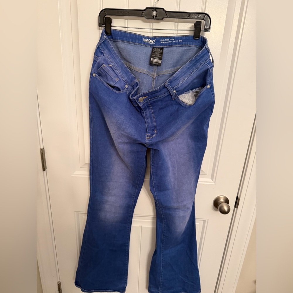 Mossimo Supply Co. Women’s Blue High Rise Flare Jeans